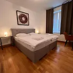 Jalda Aparthotel 3*